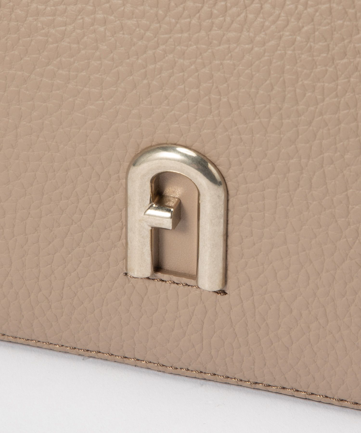 フルラ FURLA バッグ 斜め掛けバッグ ショルダーバッグ WB00667