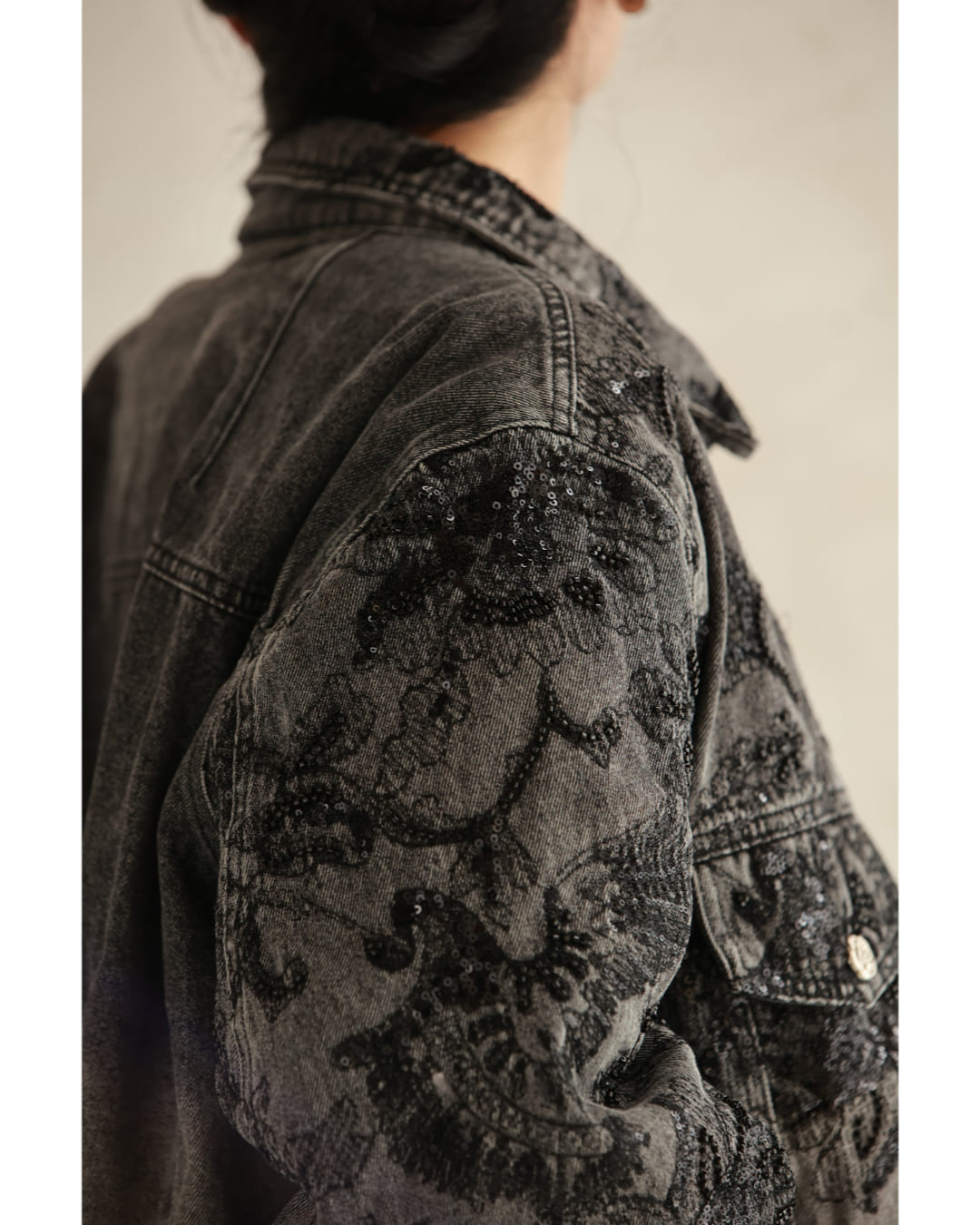 West 36 /ゴージャスビーズ装飾デニムジャケット / 新品未使用 VIVIENNE WESTWOOD】【日本製】【アウター】ヴィヴィアン
