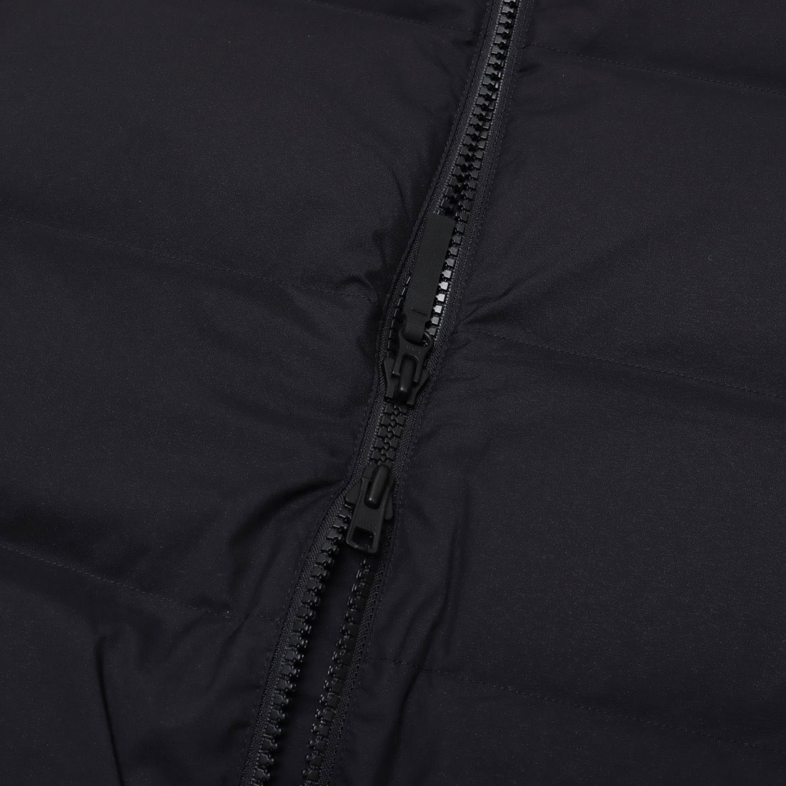 THE NORTH FACE＞ウィンドストッパー ダウンシェル コート