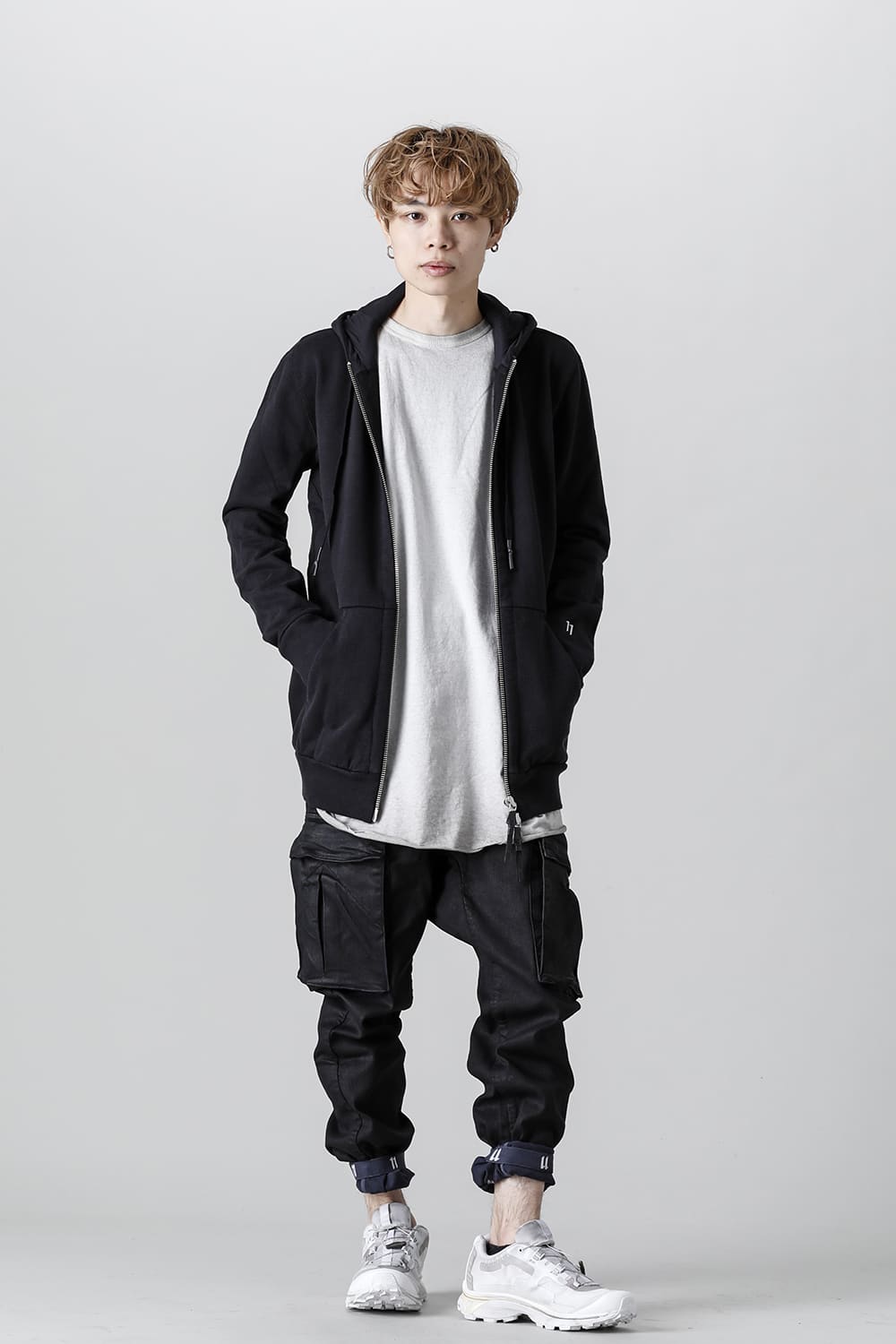 【関税込み】11 by Boris Bidjan Saberi ブラック H2 フーディ セール】イレブン バイ ボリス ビジャン サベリ 11 BY BORIS
