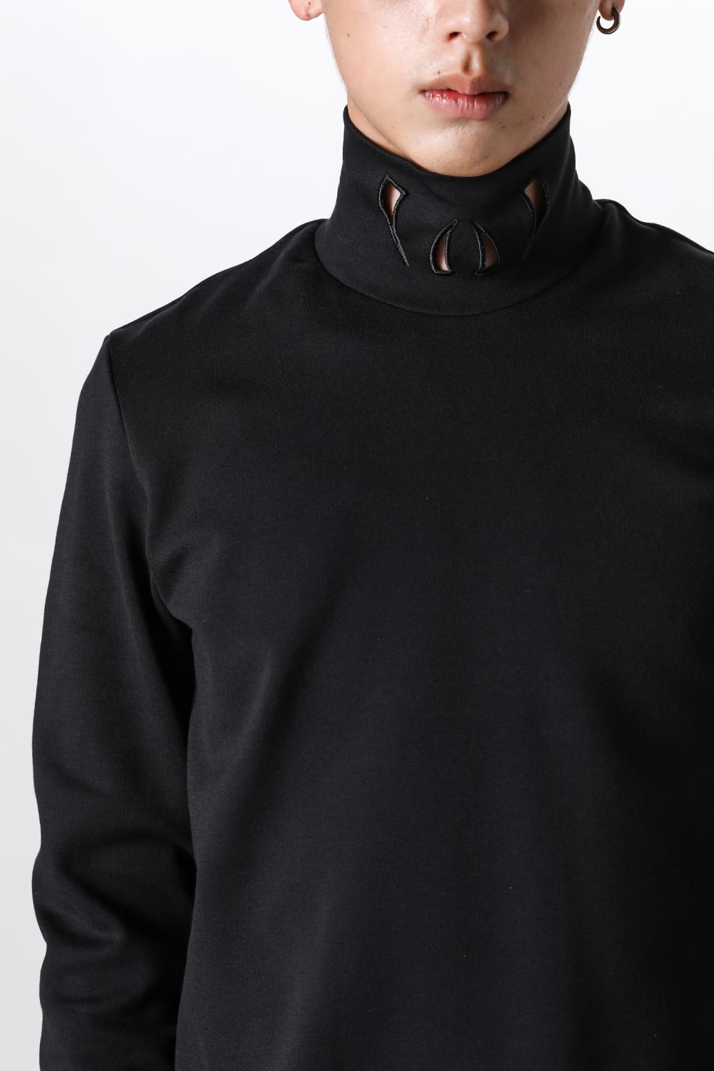 エムエーエスユー MASU Vampire Long Sleeve T－shirt(506925825