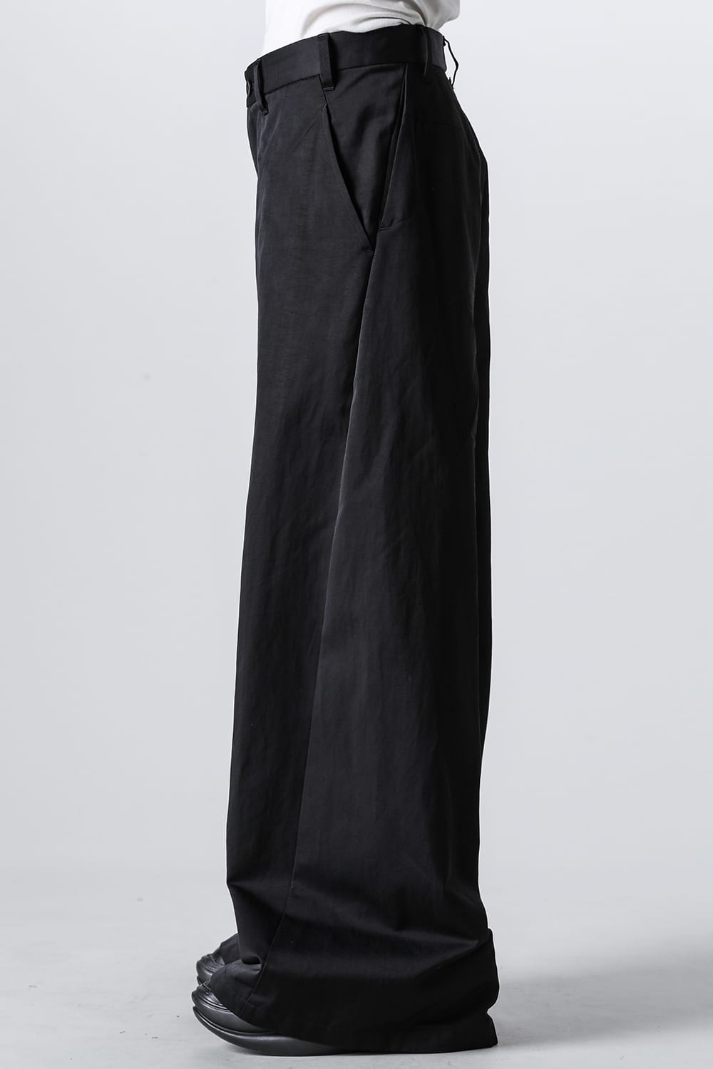 セール】ユリウス JULIUS Prism High Waist Wide Pants