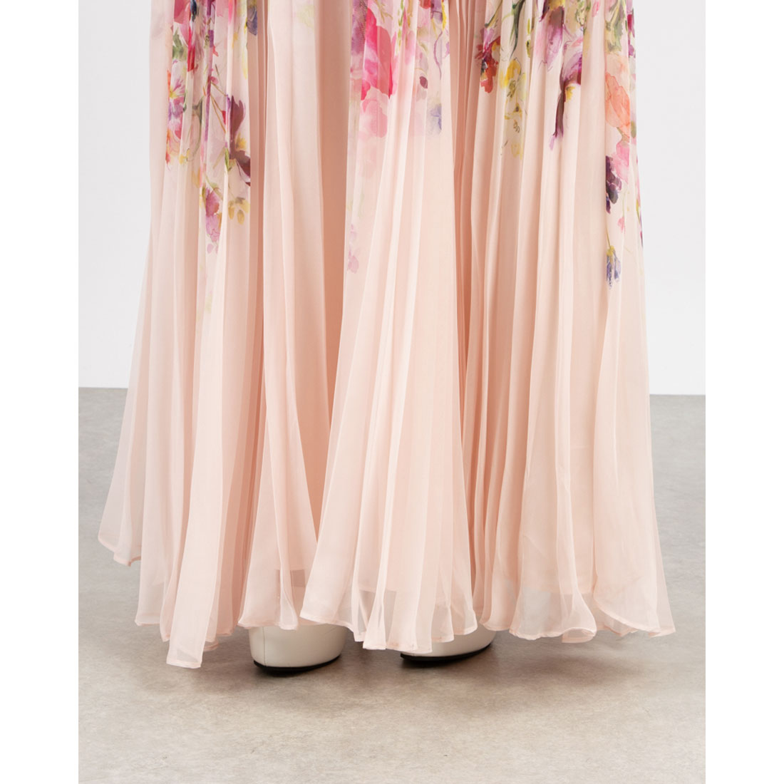 Phase Eight* Daisy ルーシュマキシドレス セール 20%OFF】フェイズ エイト Phase Eight Dahlia Print