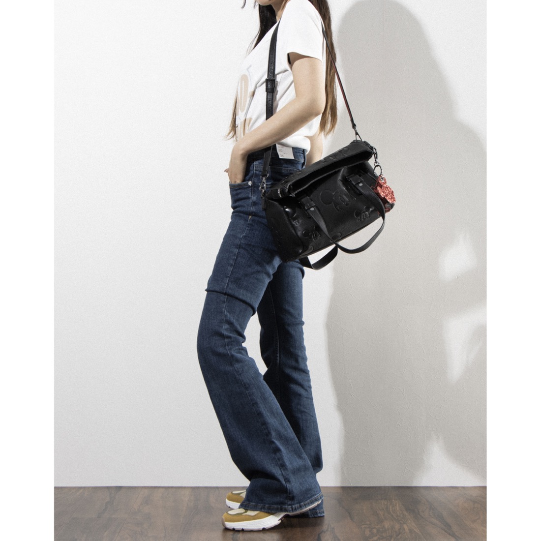 セール】デシグアル Desigual ミッキーマウス ミドルバッグ セール】デシグアル Desigual ミッキーマウス ミドルバッグ
