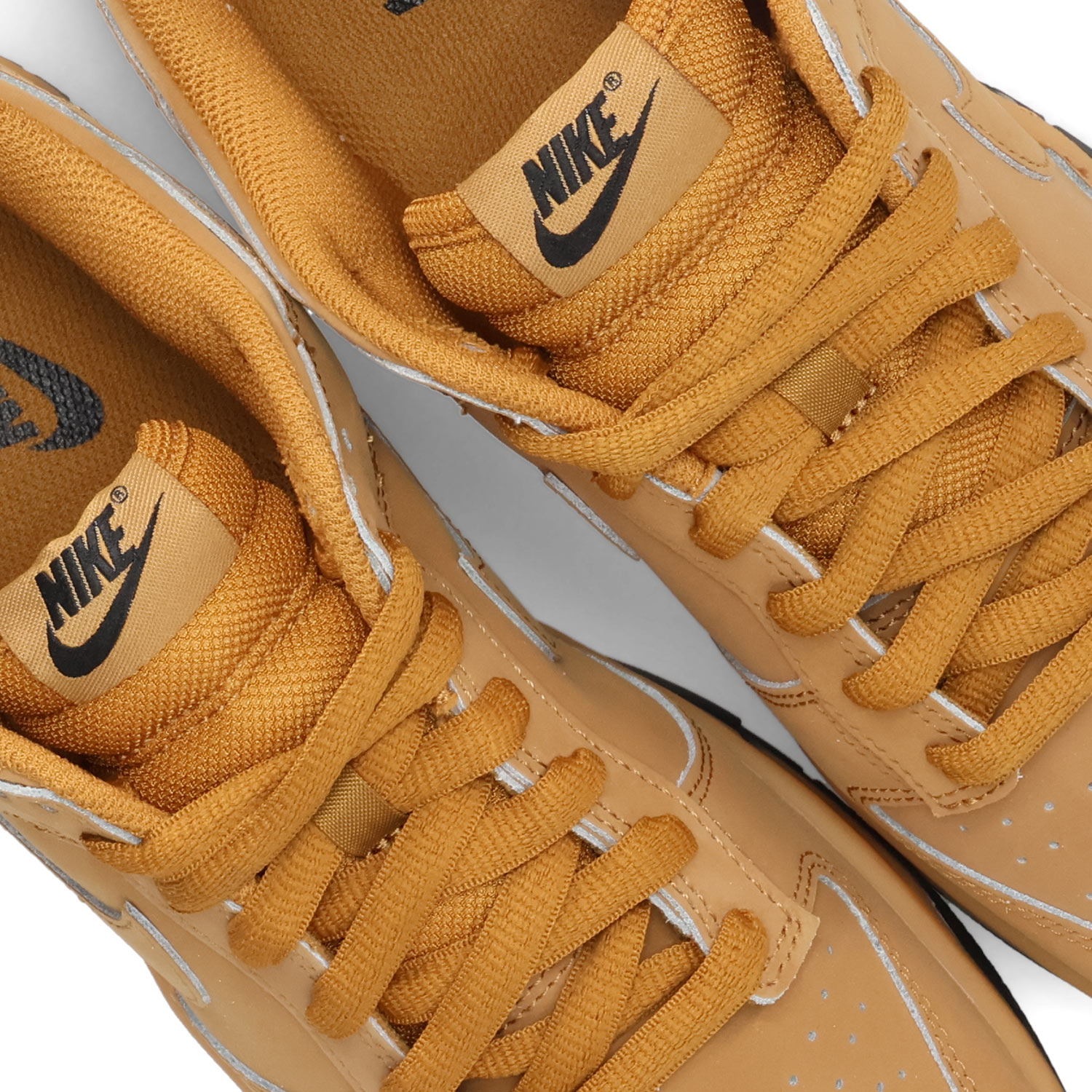ナイキ NIKE DUNK LOW RETRO SE ダンクロー レトロ SE