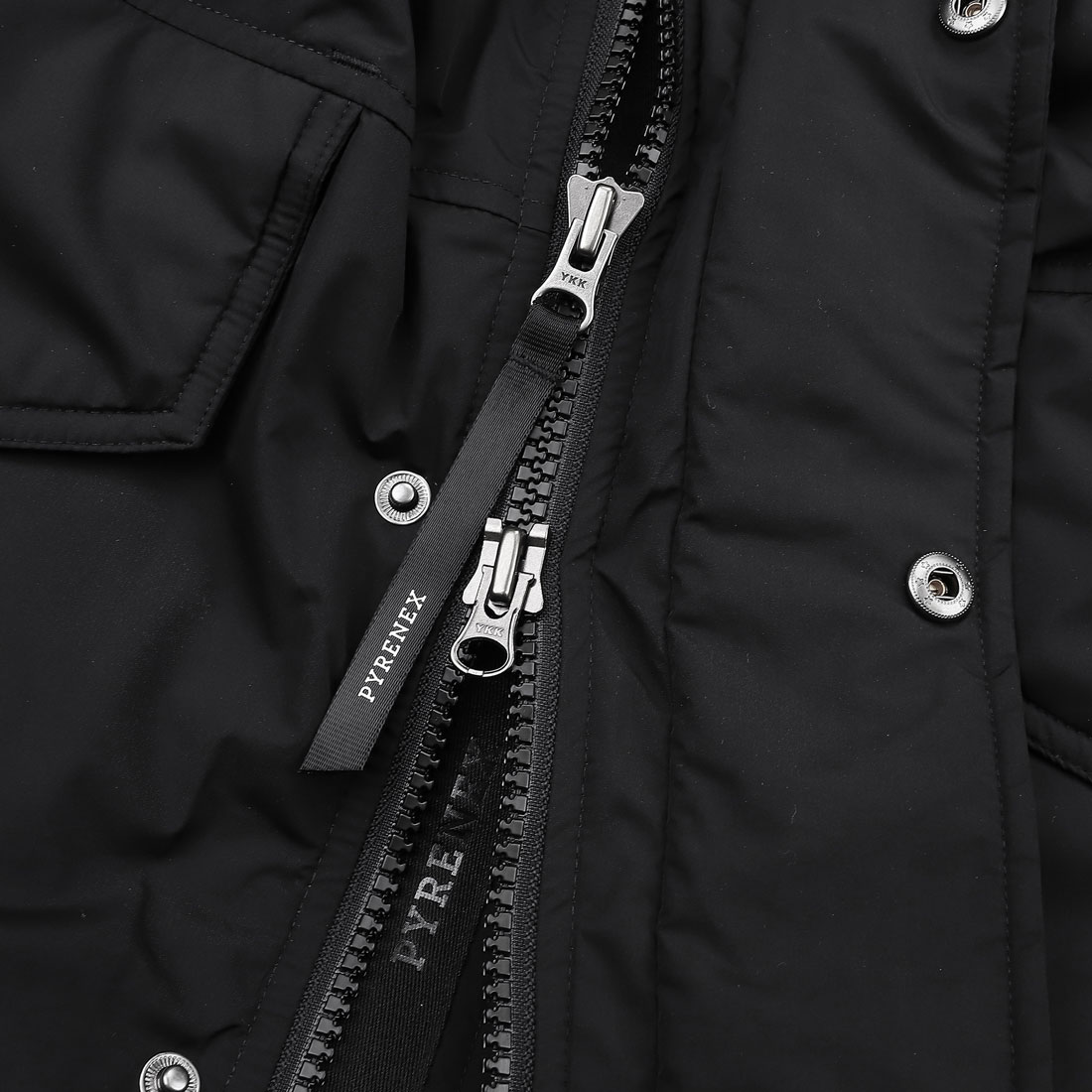 セール 31%OFF】ピレネックス PYRENEX アウター コヴェール 2