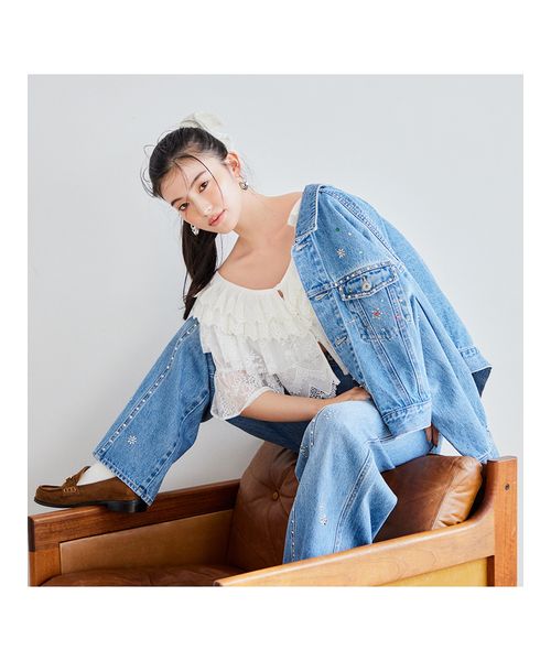 lily brown [L.B CANDY STOCK］ショートデニムジャケット L.B CANDY STOCK]ビジュースタッズデニムジャケット(デニム