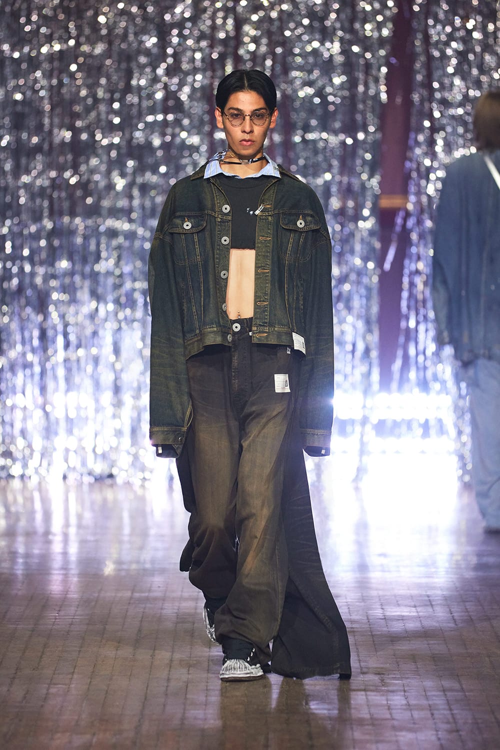 すぐにお届け♪ ミハラヤスヒロ ダメージ加工 フーディ Maison MIHARA YASUHIRO - レイヤードダメージパーカー - Layer