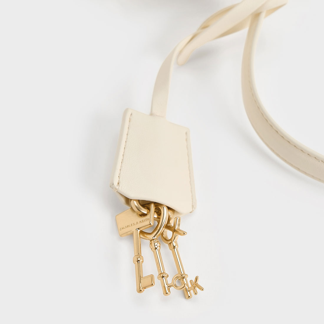 CHARLES&KEITH ケリー トップハンドル サッチェル バッグ CHARLES & KEITH Kerry ケリー トップハンドルサッチェルバッグ