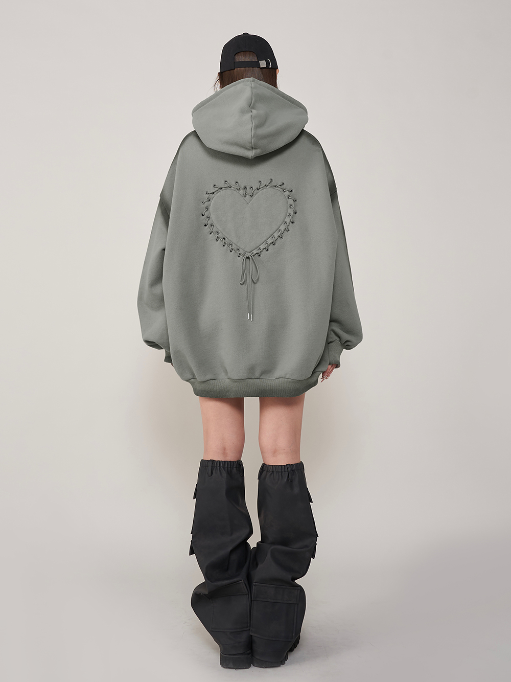Darich ダーリッチ スプレーレースアップフーディ KHA カーキ 緑