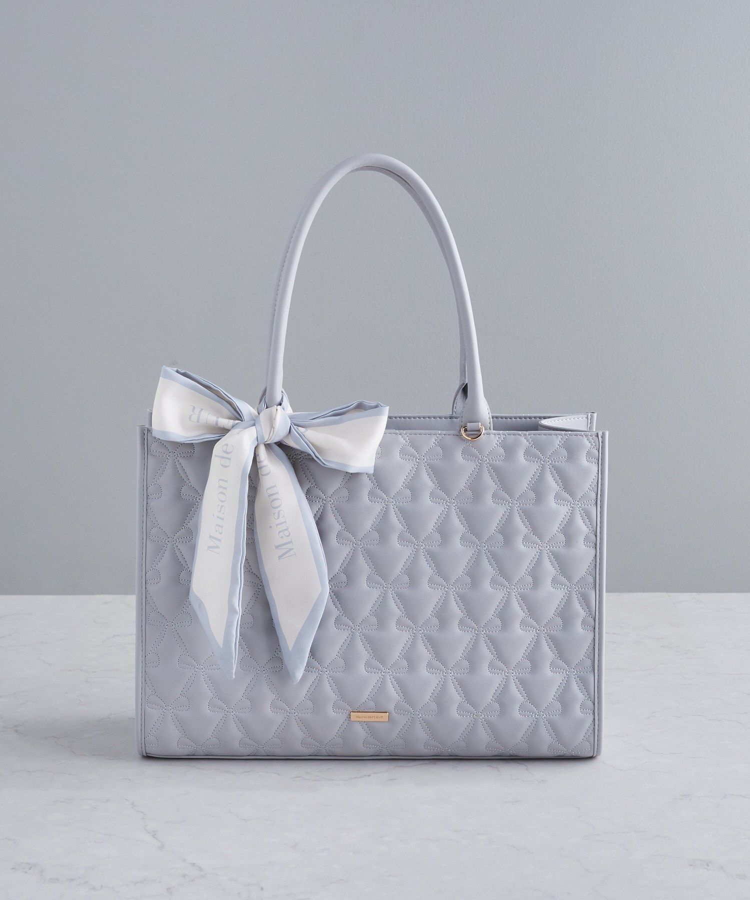 Maison de FLEUR リボンキルティングトートバッグ Maison de FLEUR リボンキルティングトートバッグ （ブラック