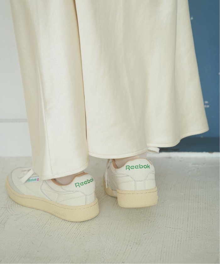 Reebok SLOBE IENA　別注　アイボリー スニーカー　レトロ SLOBE別注スニーカーが登場！／毎日履きたい春の本命シューズ