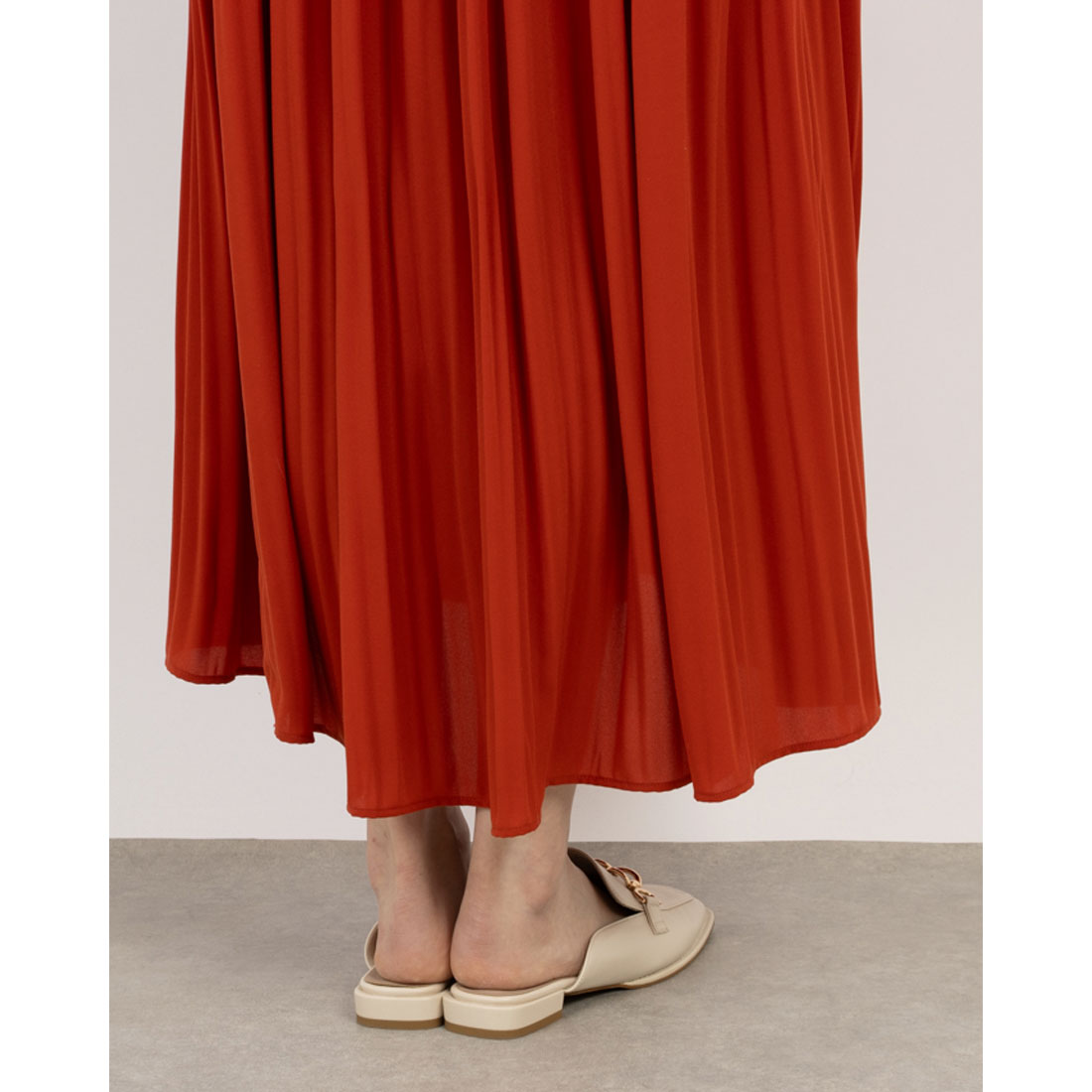 CLANE SLANT PINTUCK LOOSE ONEPIECE | FLICKA ASHIYA