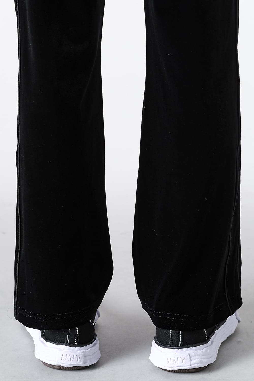 パンツ LAST NEST Velour Emb Track Pants LAST NEST Velour Emb Track Pants V2 (Black) -FASCINATE