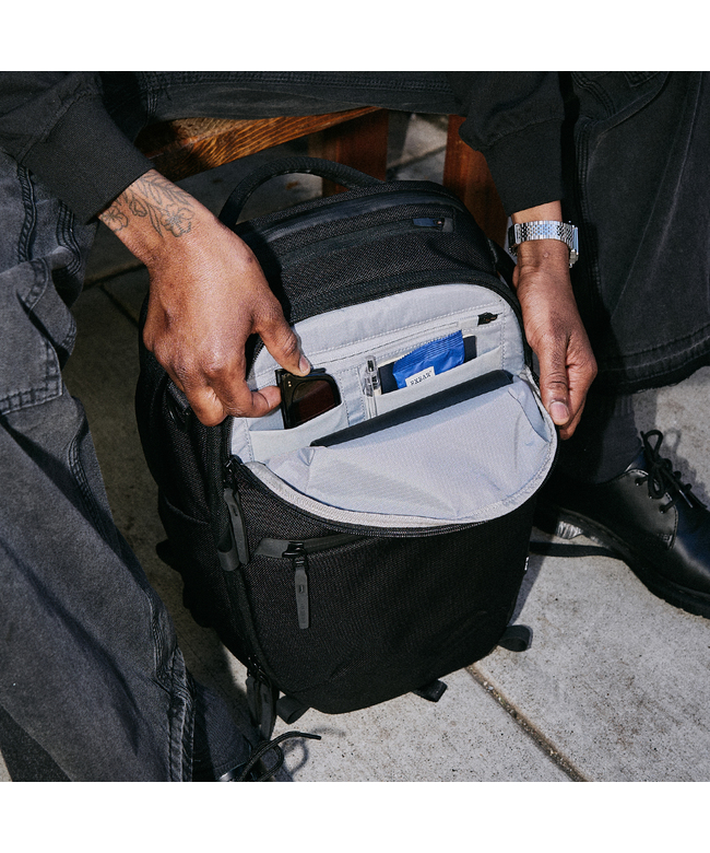 Aer City Pack Pro 2 新品　未使用　エアー　リュック City Pack Pro 2 Black | Aer ｜ エアー公式通販サイト