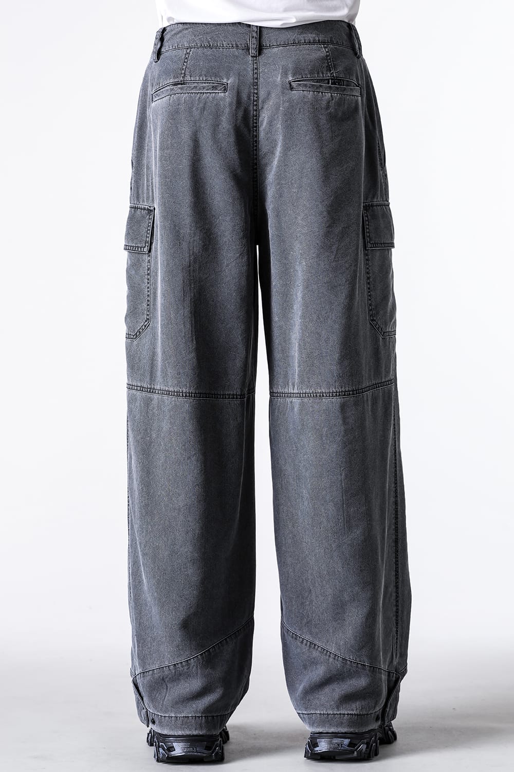 ★OY★NYLON HALF PANTS-BLUE★正規品/韓国直送料込/人気 公式】酒呑卑恥 ONLINE SHOP / 【予約販売】SIDE LINE NYLON PANTS