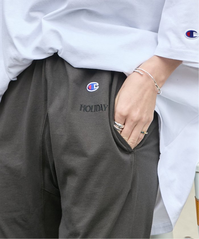 CHAMPION×HOLIDAY フレアパンツグレー 新品タグ付き CHAMPION×JOURNAL STANDARD by HOLIDAY】フレアパンツ