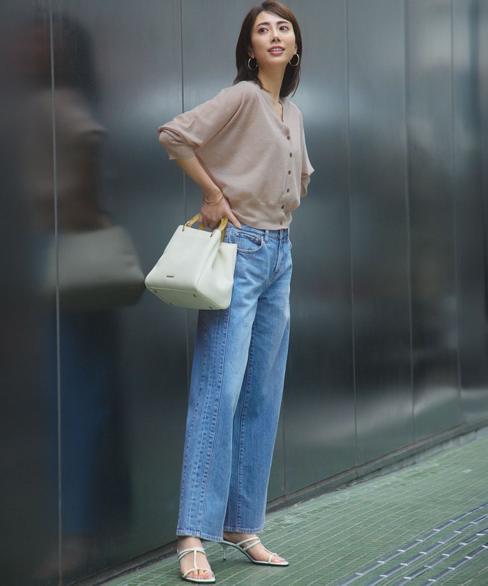 杏さん着用】シャイニーシアー ドルマンスリーブ カーディガン