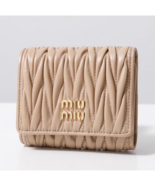 セール】ミュウミュウ Miu Miu MIUMIU 三つ折り財布 MATELASSE セール】ミュウミュウ Miu Miu MIUMIU 三つ折り財布 MATELASSE