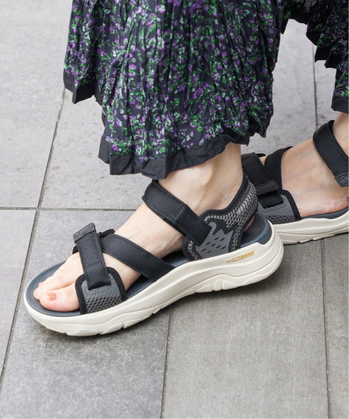 新品未使用　Teva　テバ　イエナ　別注 ZYMIC サンダル　23センチ 新品未使用 イエナ Teva テバ 別注ZYMIC サンダル - メルカリ