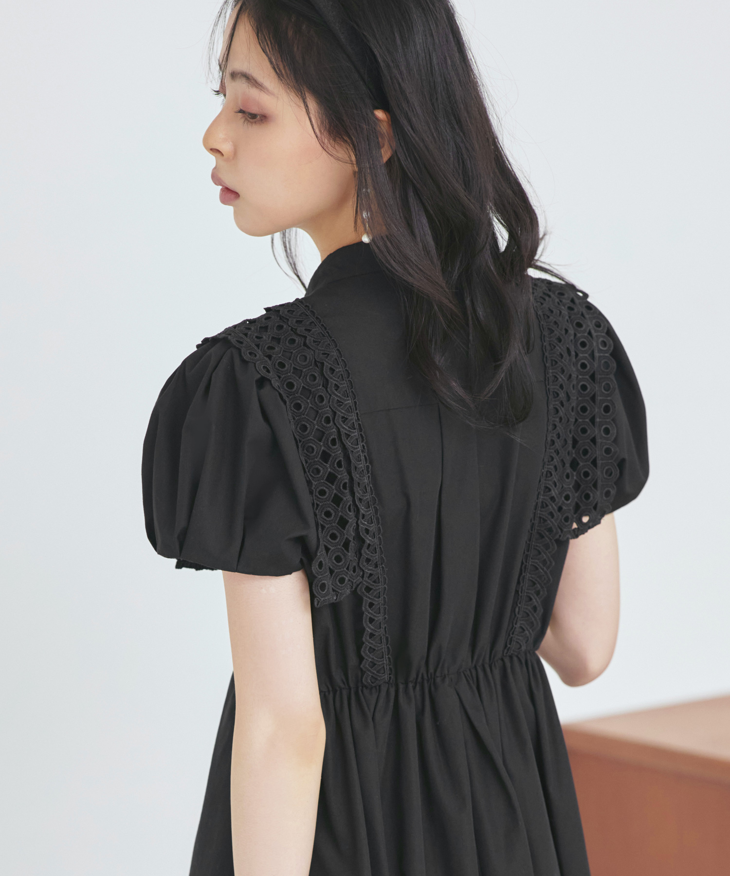 【新品】完売品★RUIRUE BOUTIQUE ・ネイビーレースシャツワンピ ルイルエブティック RUIRUE BOUTIQUE スタンドカラーレース