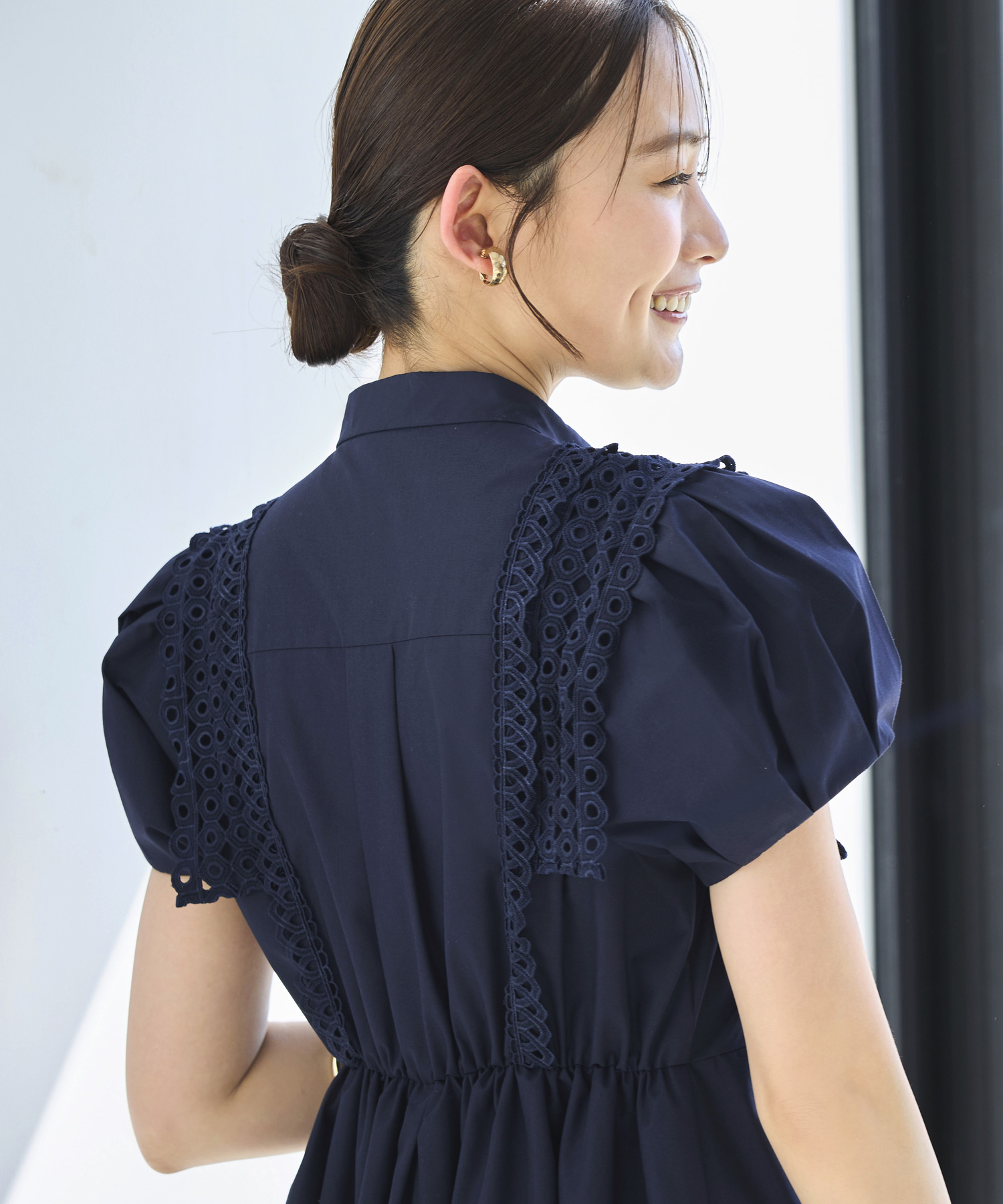 【新品】完売品★RUIRUE BOUTIQUE ・ネイビーレースシャツワンピ RUIRUE BOUTIQUE レースロングワンピース （パウダーブルー(Z