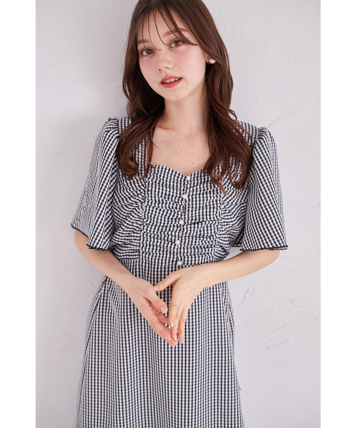 トッコクローゼット フレアスリーブギンガムチェックアシメラッフルワンピース トッコクローゼット tocco closet パール付きフレアスリーブ