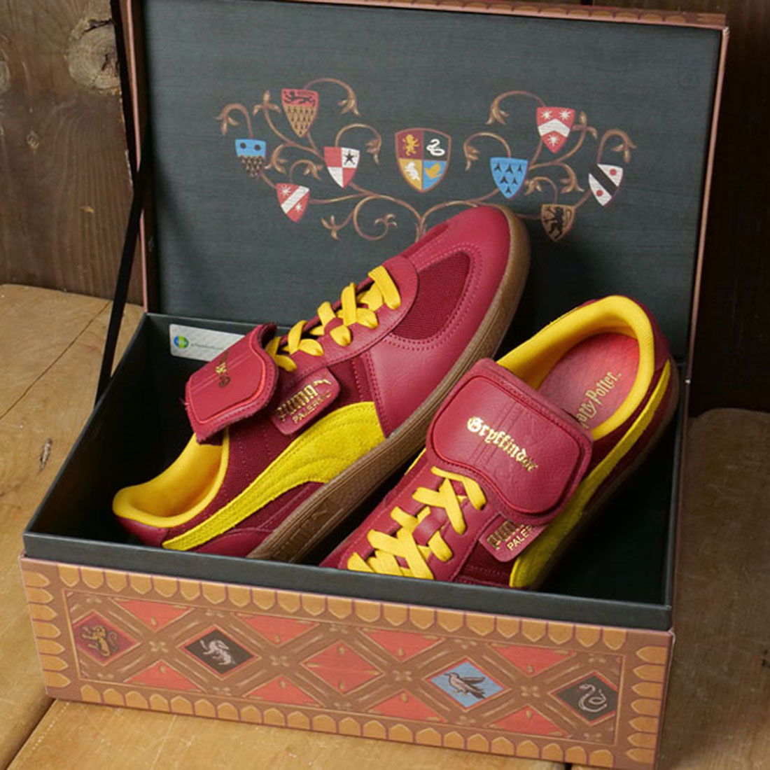 セール30%OFF】プーマ PUMA PALERMO HARRY POTTER Dark Crimson