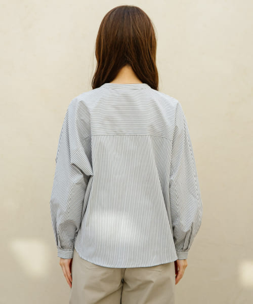 新品タグ付き　『WEB限定』フロントタックバンドカラーシャツ　サニーレーベル URBAN RESEARCH Sonny Label ブラウス シャツ 「WEB限定
