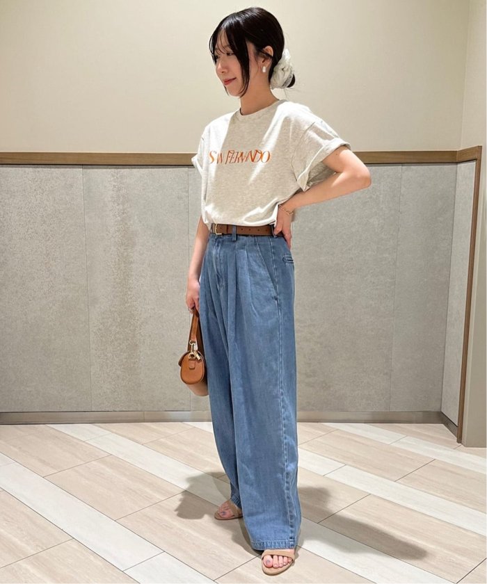 【新品未使用】SLOBE IENA LEDENIM TUCK TROUSER38 SLOBE IENA LEDENIM TUCK TROUSER38