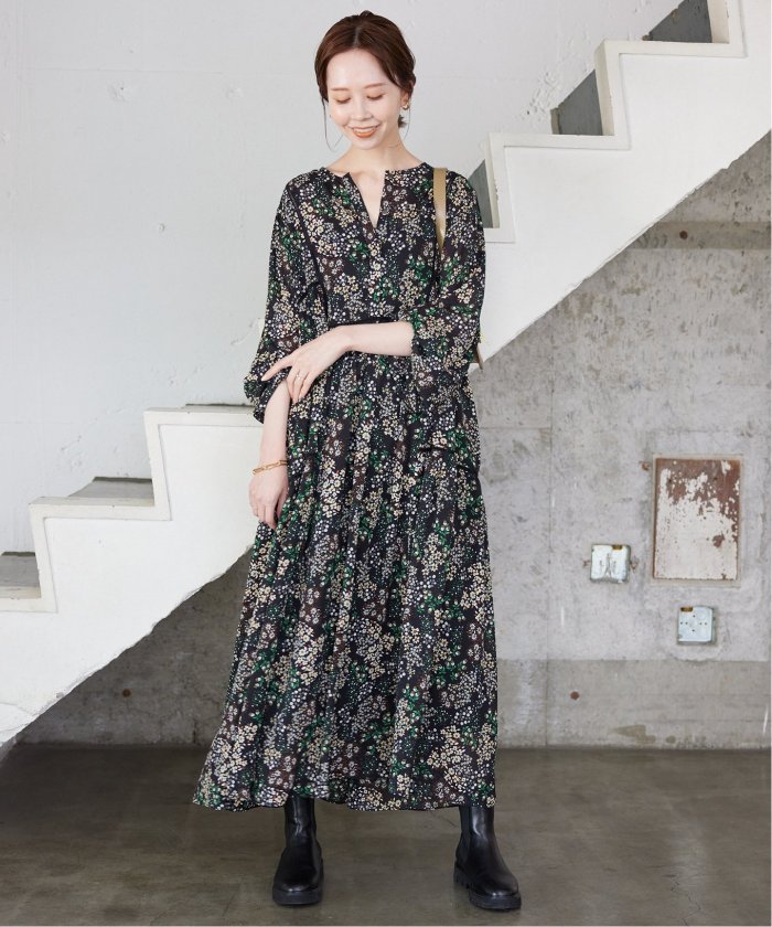 新品 スローブ イエナ フレアスリーブ フラワー ワンピース 定価16500円 新品 スローブ イエナ フレアスリーブ フラワー ワンピース 定価
