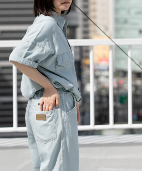 『別注』Wrangler×EKAL　ライトデニムリラックスバギーパンツ EKAL｜『別注』Wrangler×EKAL ライトデニムリラックスバギー