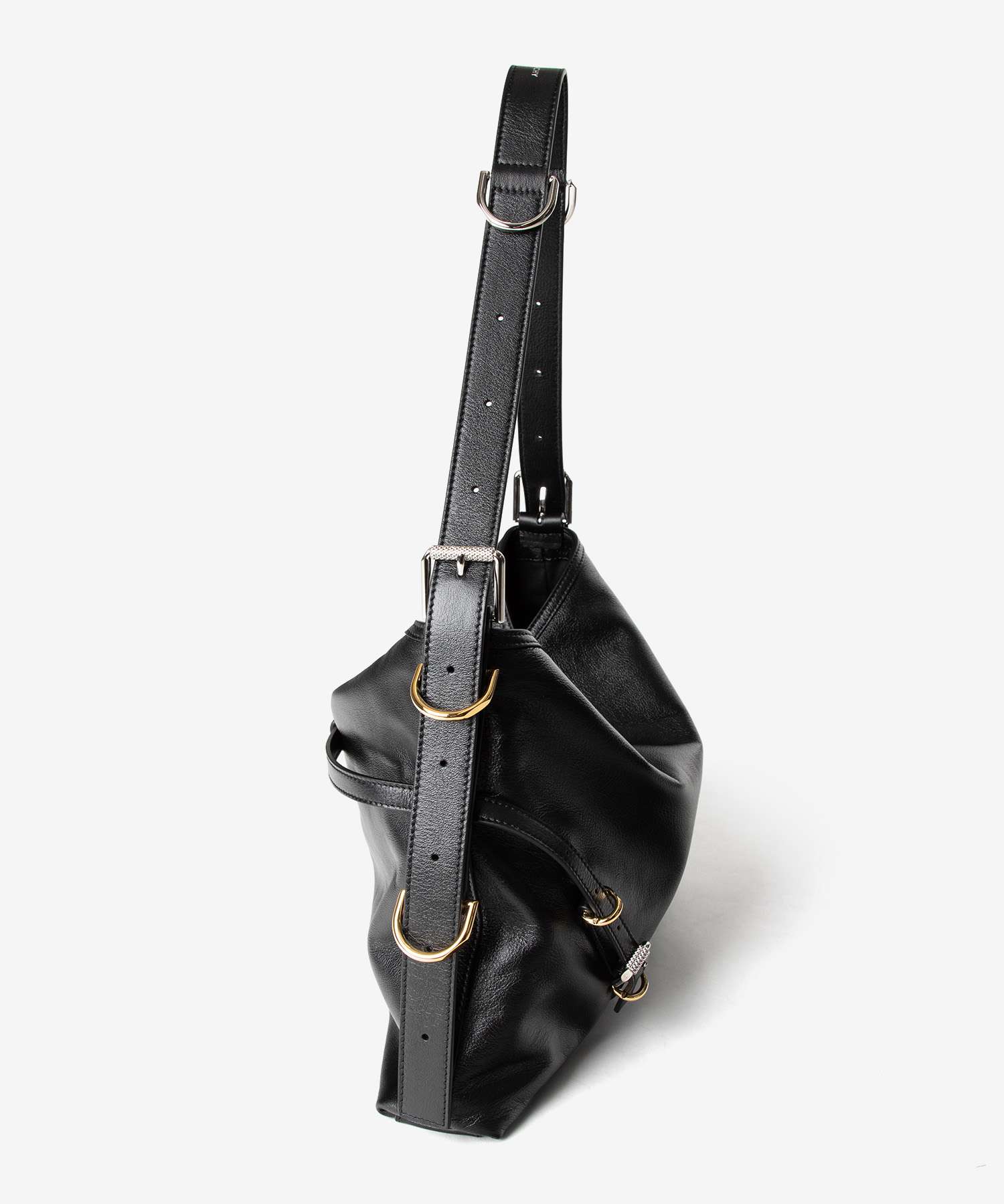 送料関税込【GIVENCHY】ミディアムサイズの「Voyou」バッグ Givenchy | Voyou medium red bag | Savannahs
