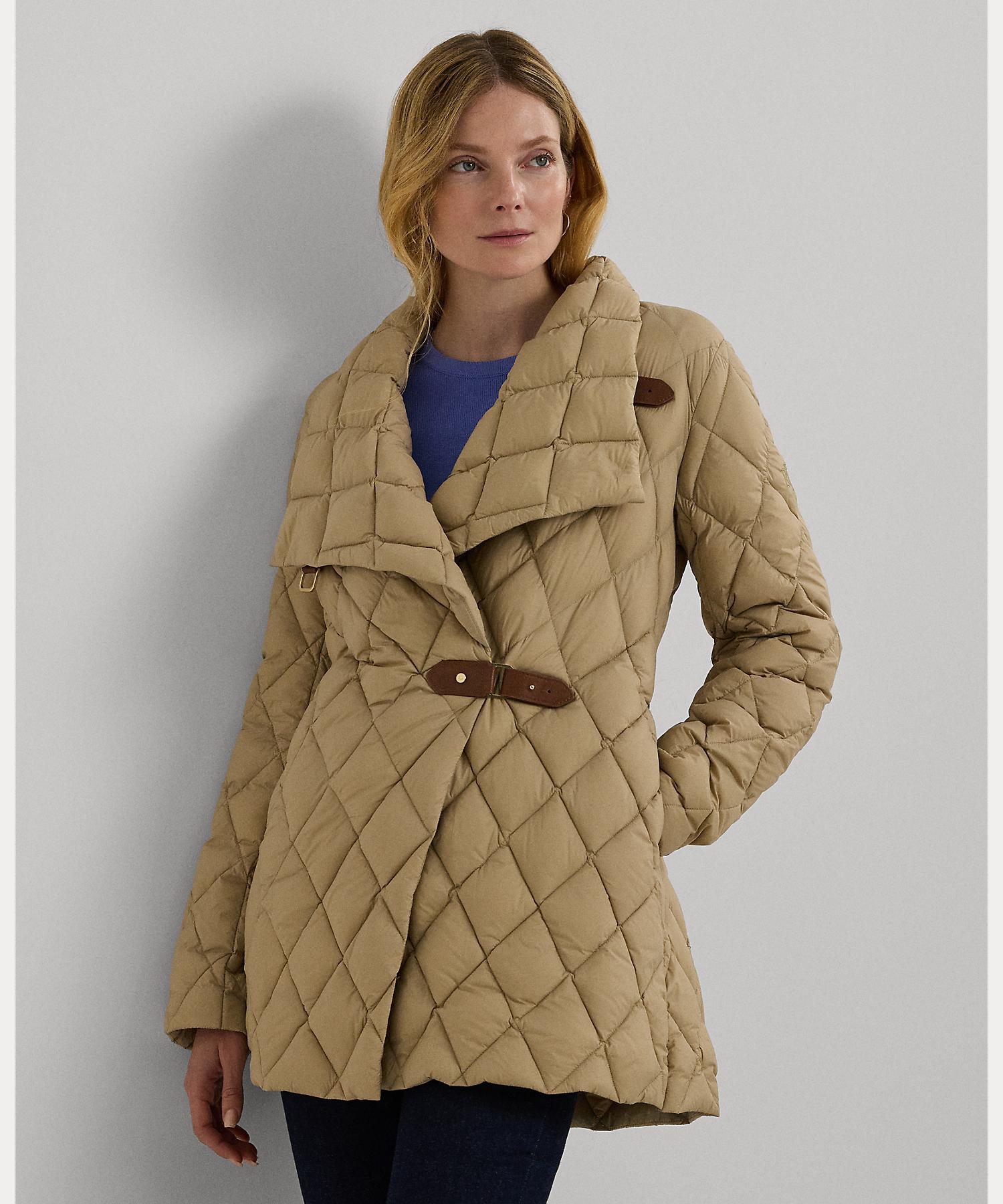 セール 50%OFF】バックルトリム ダイヤモンドキルテッド ダウン