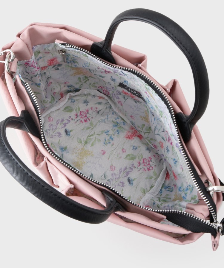 ローラアシュレイ LAURA ASHLEY ナイロンショルダーバッグ LAURA ASHLEY ナイロン 軽量 撥水加工 ショルダーバッグ 花柄