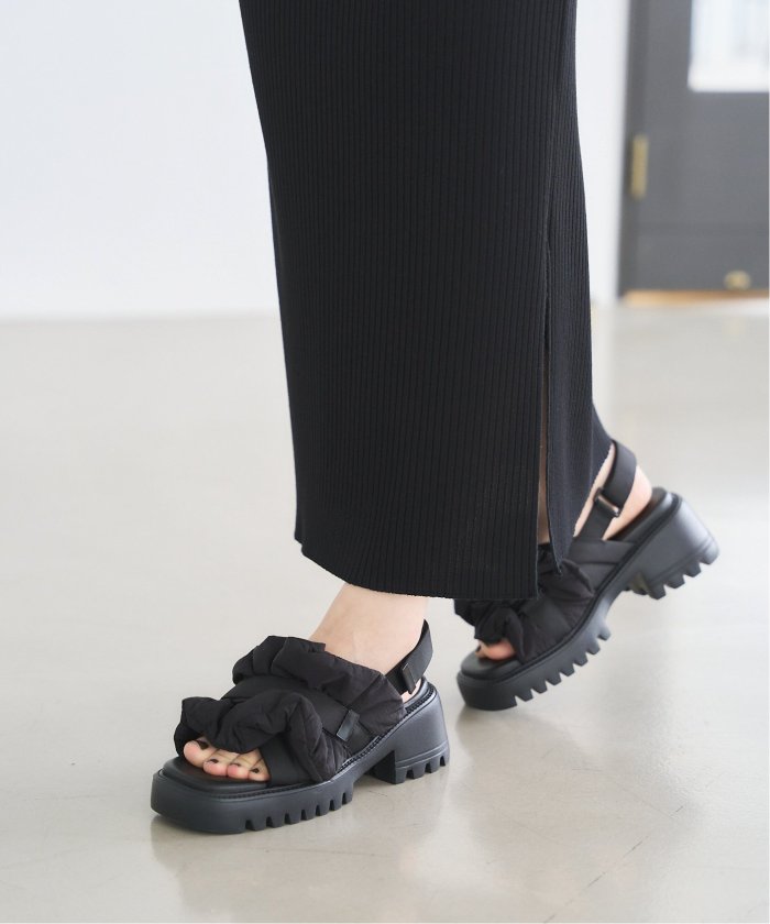 KARIN TAKUBO×LE TALONフリルクロススリングバックサンダル