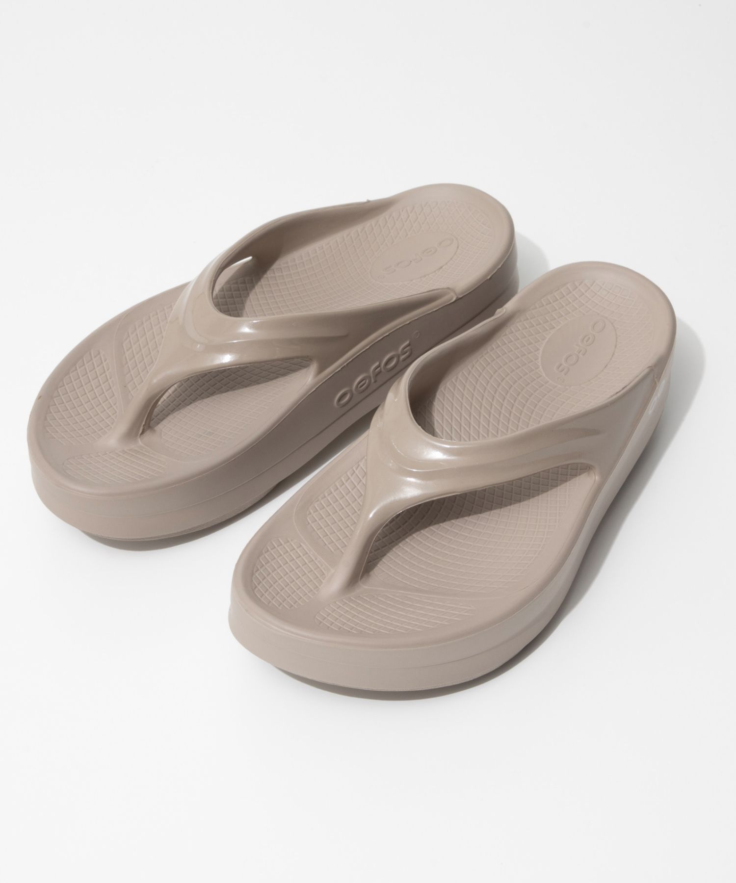 OOFOS リカバリーサンダル OOmega OOlala 厚底 1410 ウーフォス OOFOS ウーフォス OOFOS 1410 サンダル OOmega