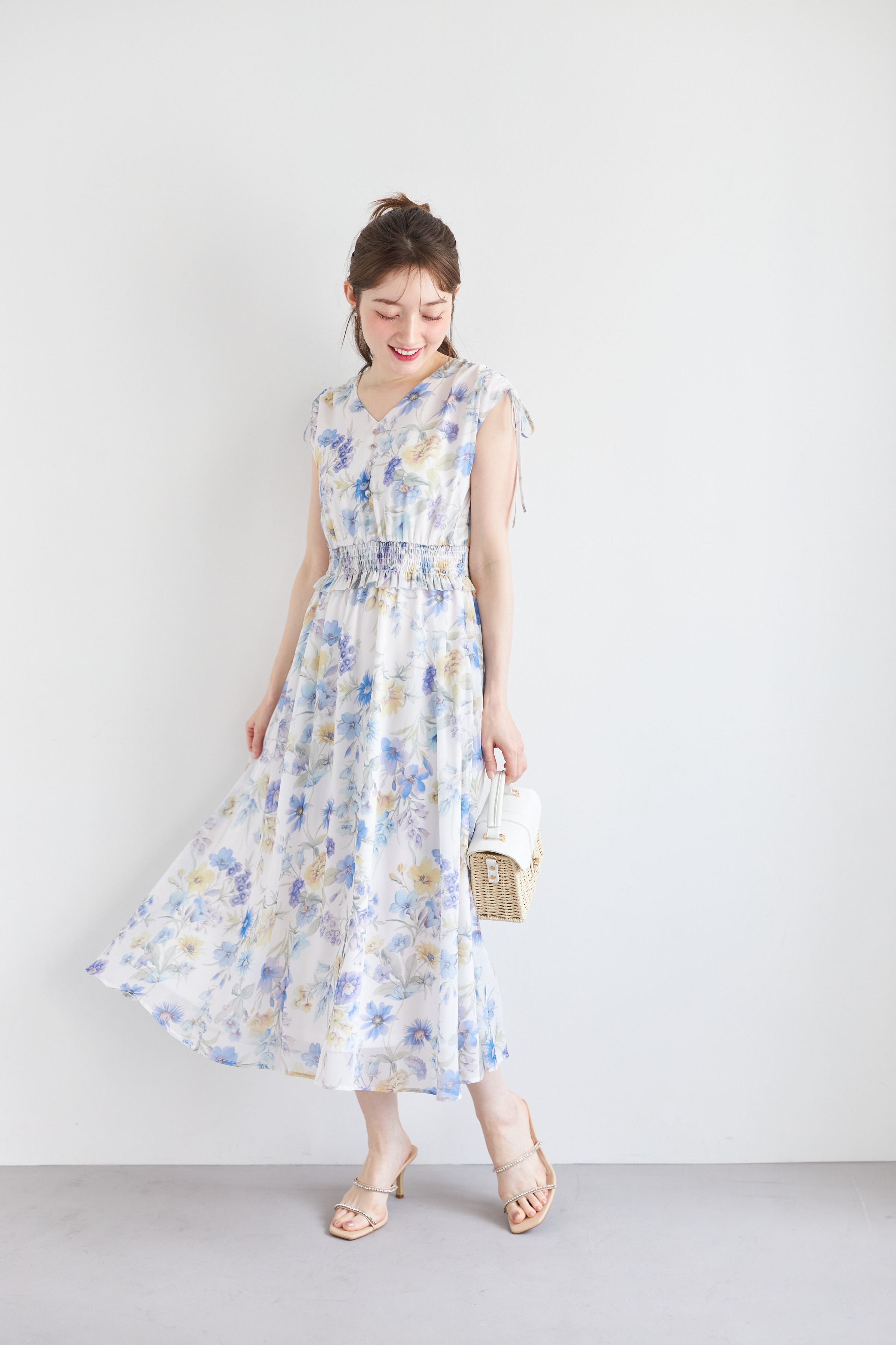 トッコクローゼット tocco closet 肩ドロストリボン付きフラワー