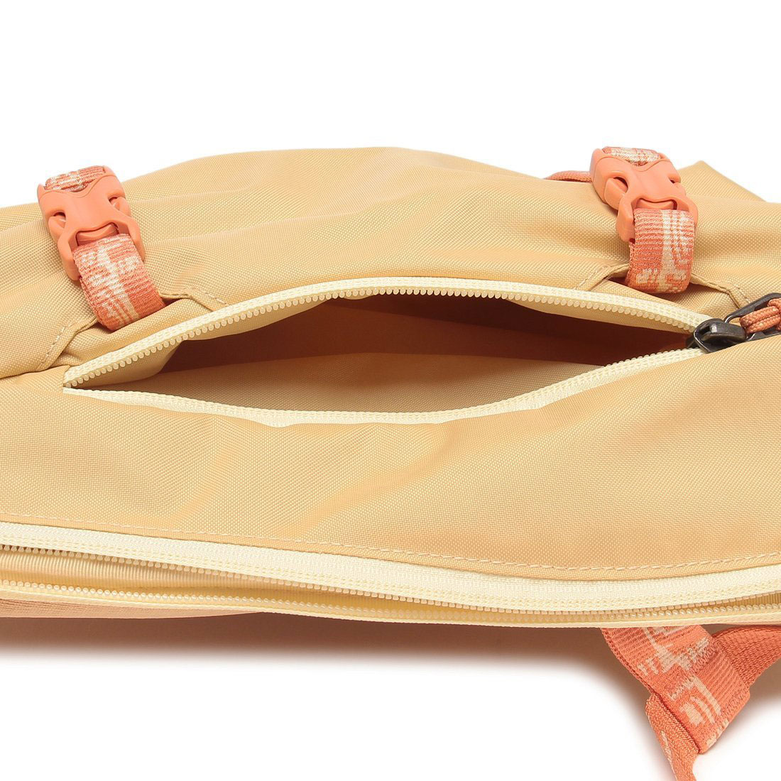 パタゴニア Patagonia ボディバッグ アトムスリング 8L イエロー