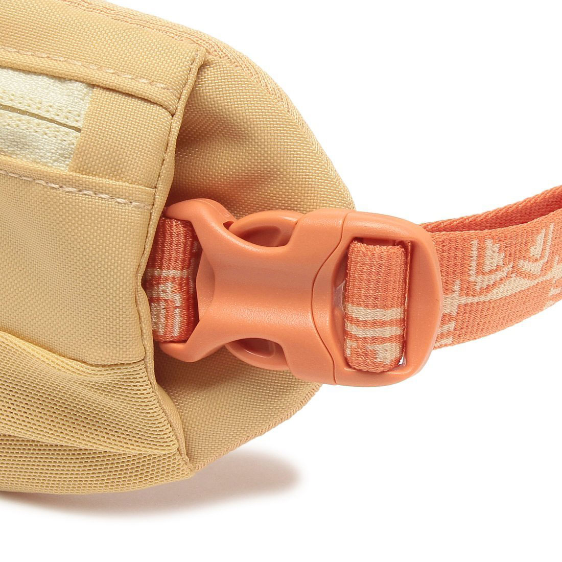 パタゴニア Patagonia ボディバッグ アトムスリング 8L イエロー