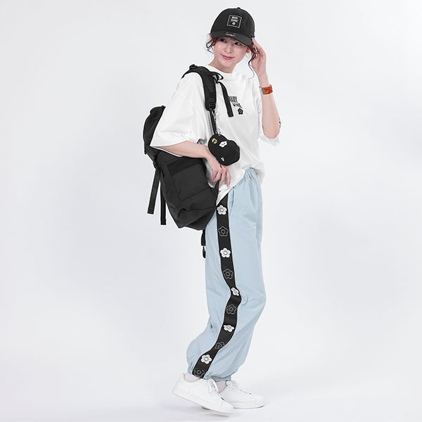 マリークワント MARY QUANT NEW ERA(R) × MARY QUANT3段ロゴ