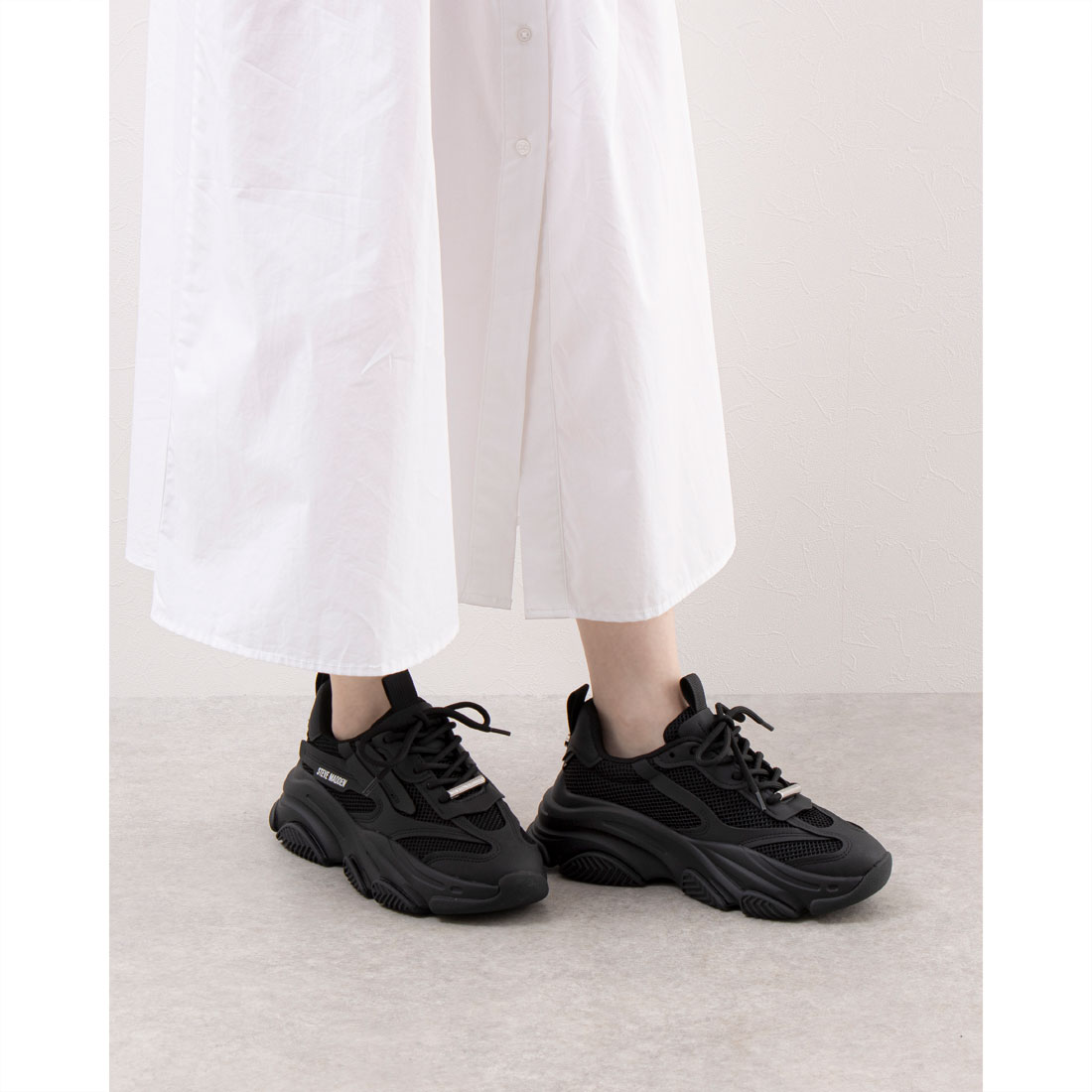スティーブ マデン STEVE MADDEN ボリュームソールスニーカー