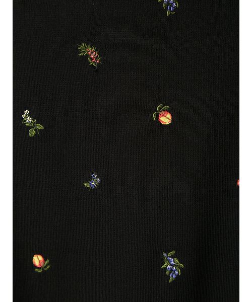 限定カラー♡ フルーツ刺繍ポロカラーノースリニットジレ　フレイアイディー WEB限定カラー】フルーツ刺繍ポロカラーノースリニットジレ