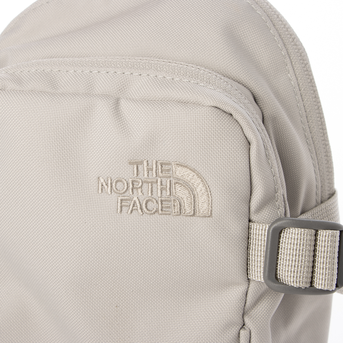 『THE NORTH FACE』ザノースフェイス フロント刺繍ロゴ バックパック THE NORTH FACE - 『THE NORTH FACE』ザノースフェイス フロント