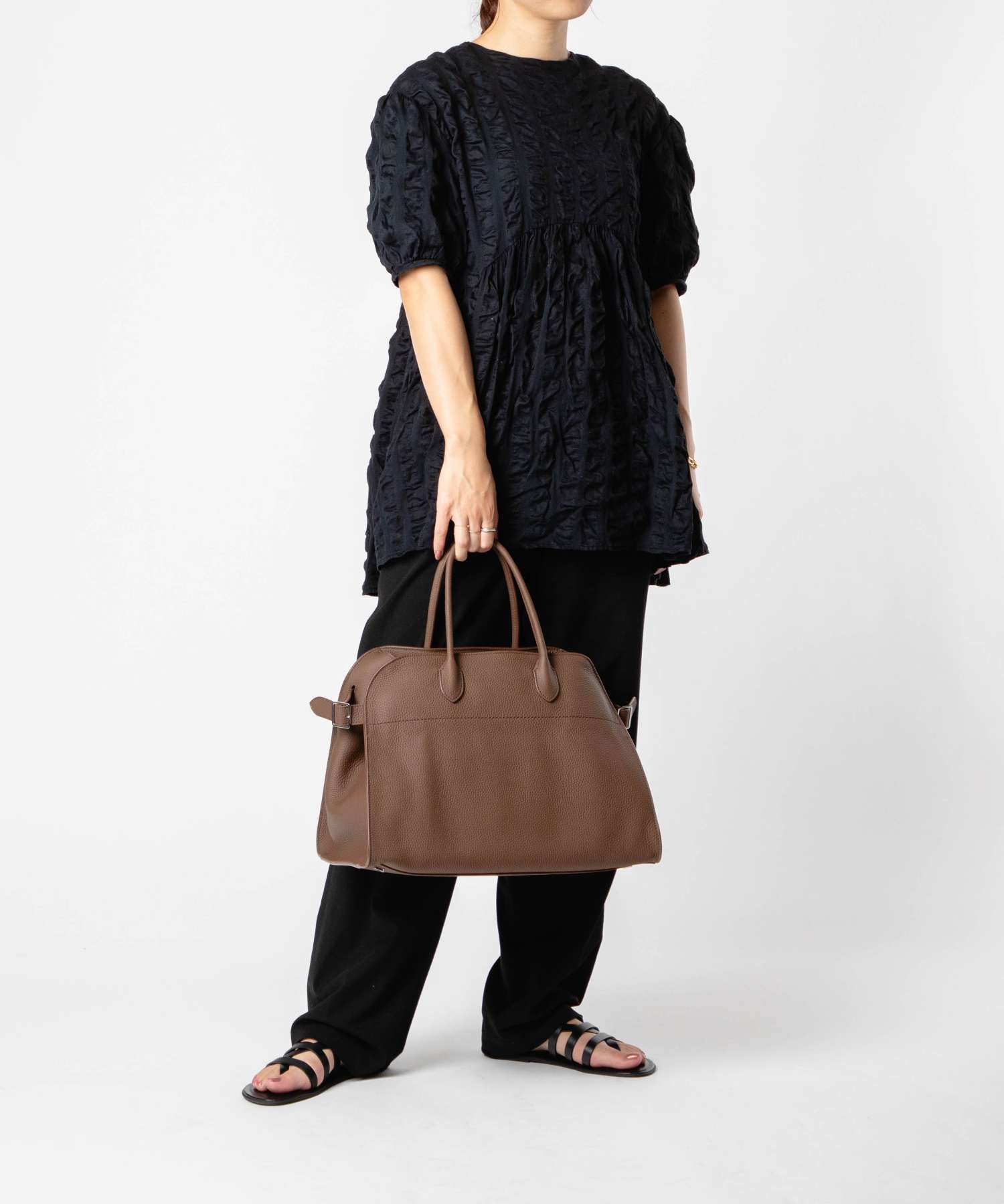 クーポン】ザ ロウ THE ROW F1496 L74 サンダル LINE SANDAL