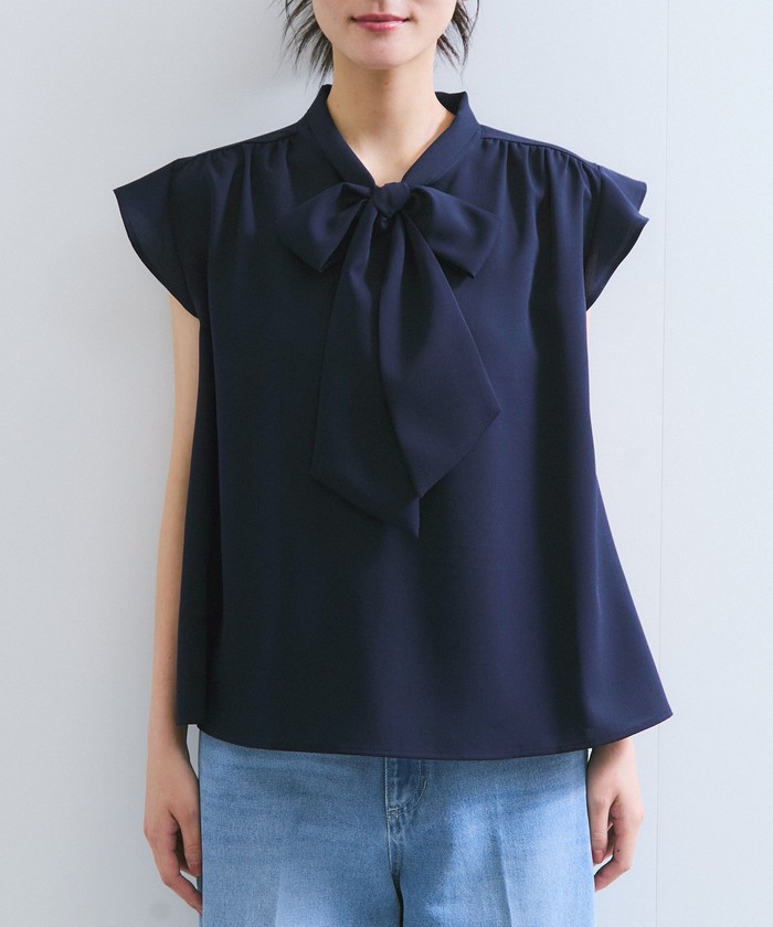【WEB限定】【防シワ】フリルフレンチボウタイブラウス/通勤対応 WEB限定】【防シワ】フリルフレンチボウタイブラウス/通勤対応