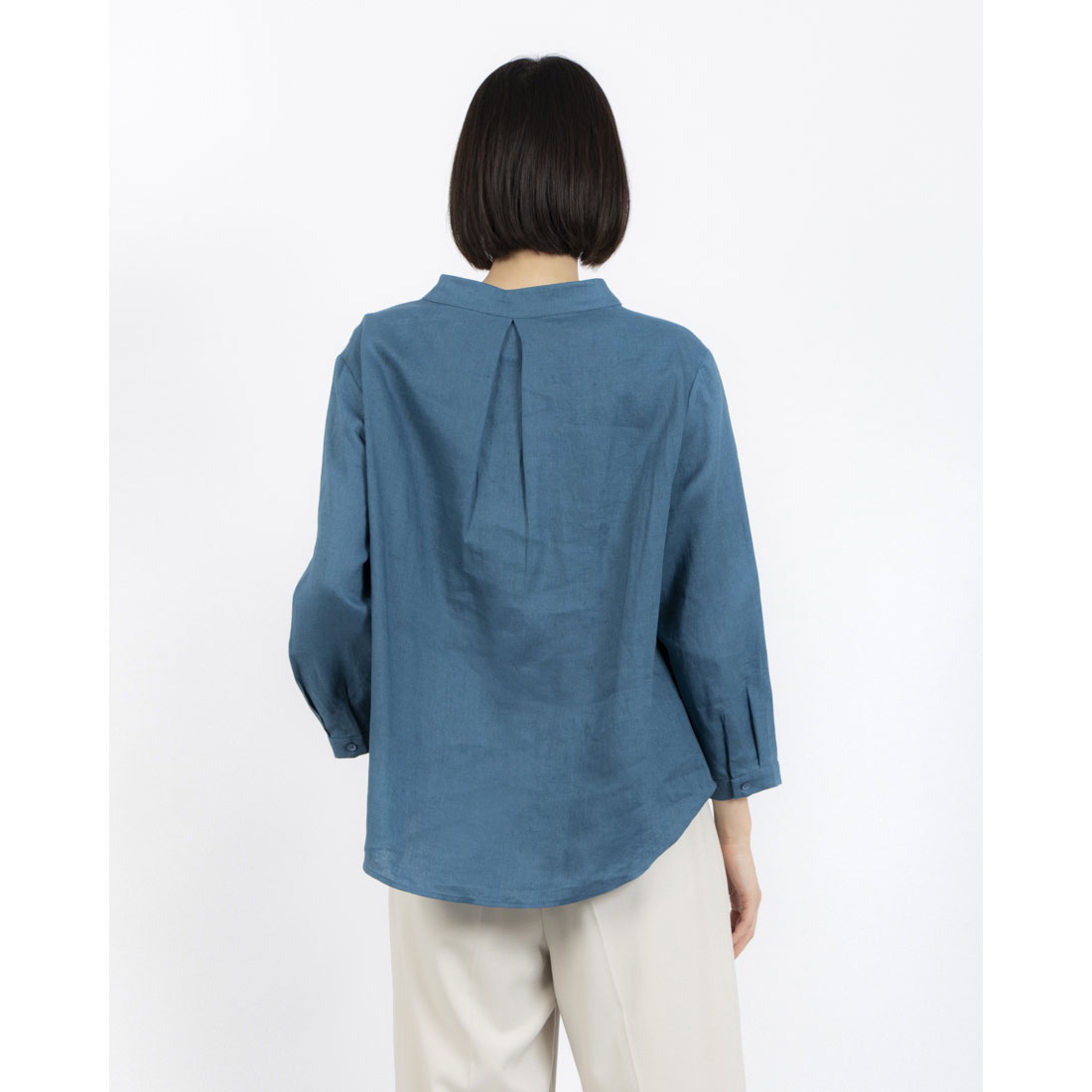 フォーリン アンド コー fall-in&co 今頼れる「私の新定番」洗練スキッパーシャツで Vネック 長袖 リネンシャツ 220401-7 （孔雀青 フォーリン アンド コー fall-in&co 今頼れる「私の新定番」洗練