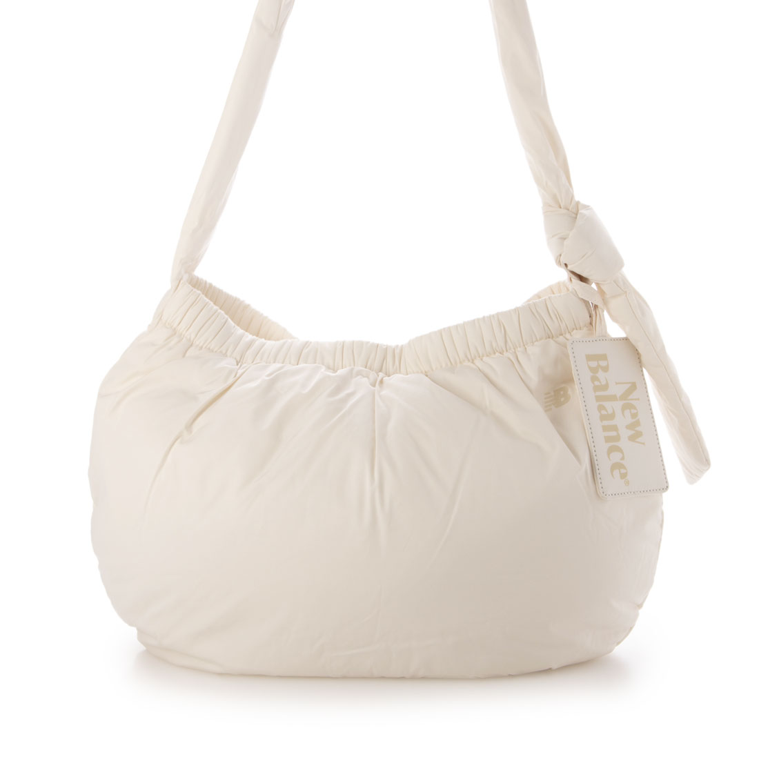 【LYN】Half Moon ショルダーバッグ ホワイト ALLSAINTS（オールセインツ）の「HALF MOON LEATHER CROSSBODY