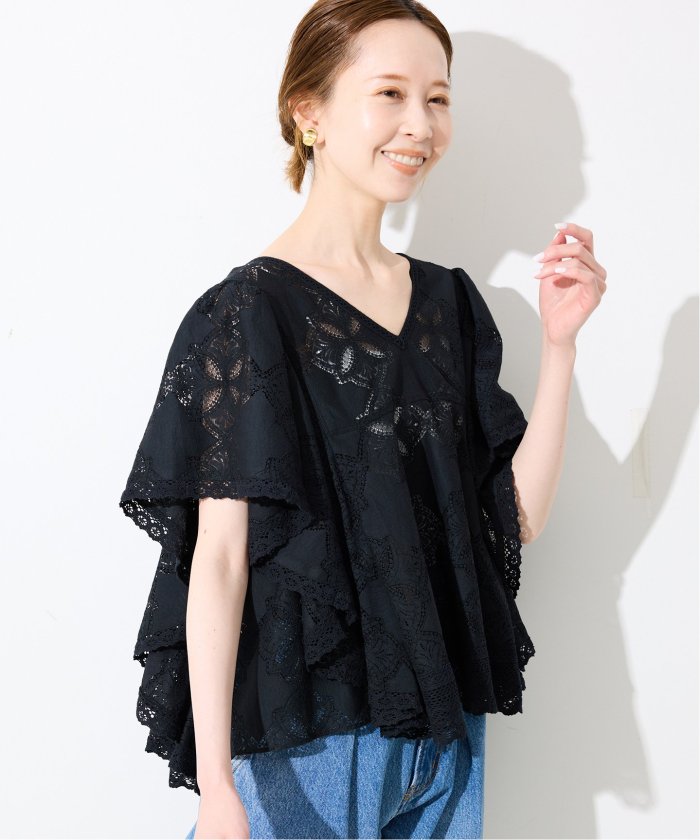 【IENA】Vネック ブラウス IENA（イエナ）の「Vネック サッカーブラウス（シャツ/ブラウス