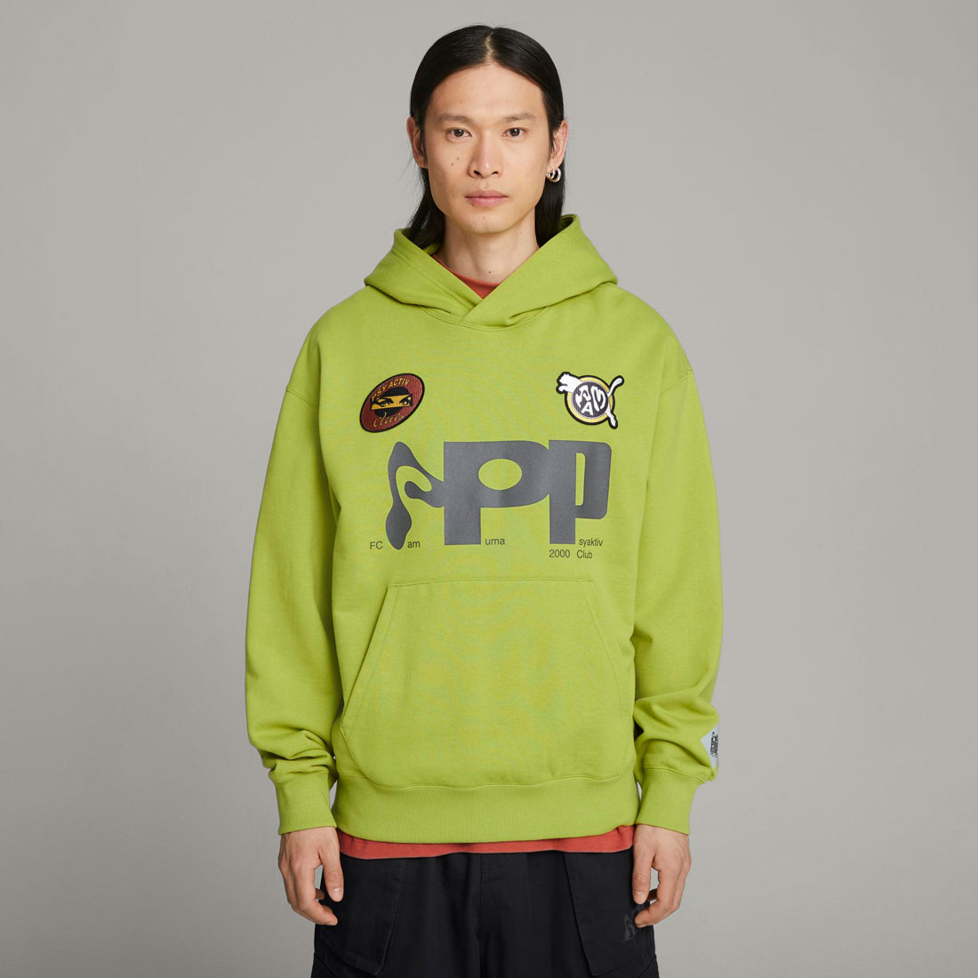 プーマ PUMA PUMA X P.A.M. GRAPHIC HOODIE (プーマ X P.A.M.